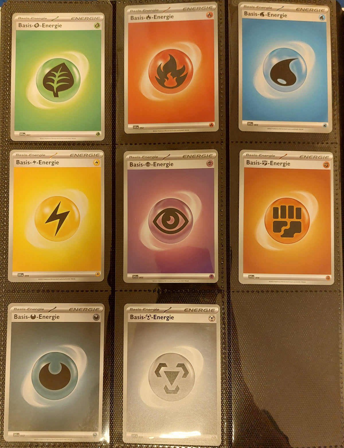 Basisset 165/165 Pokémon 151 inkl. Ordner deutsch
